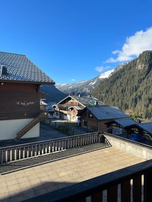 Bel Appartement Proche Du Centre De Châtel Exterior foto